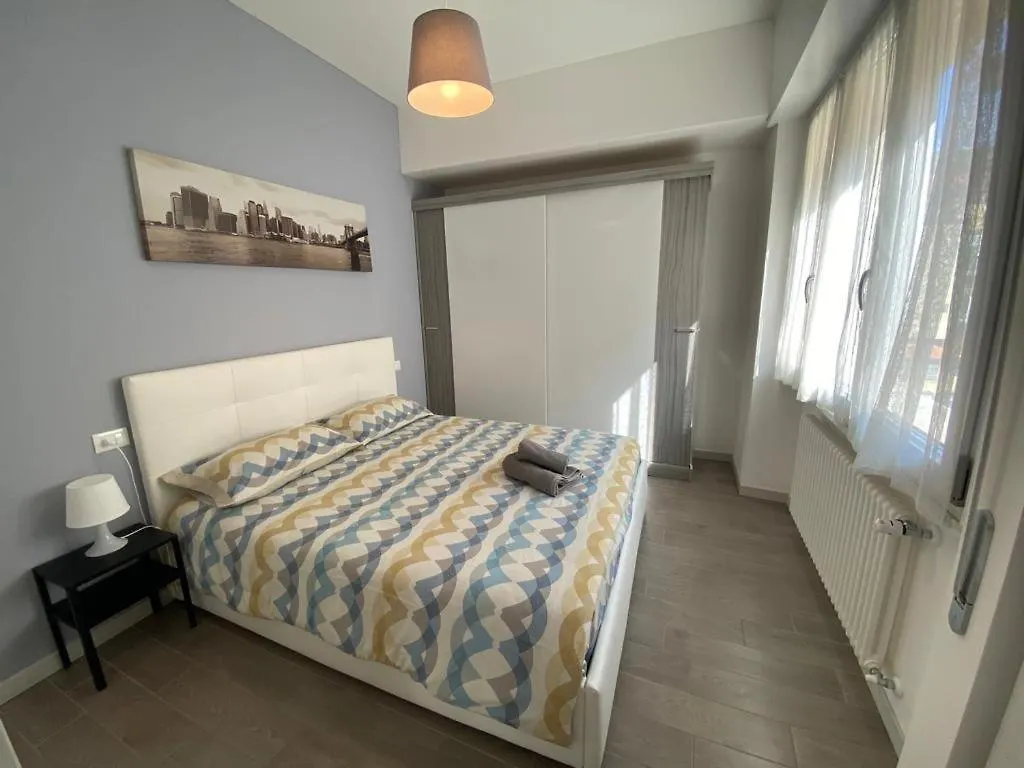Gianluca Apartments 7A Finale Ligure Italy